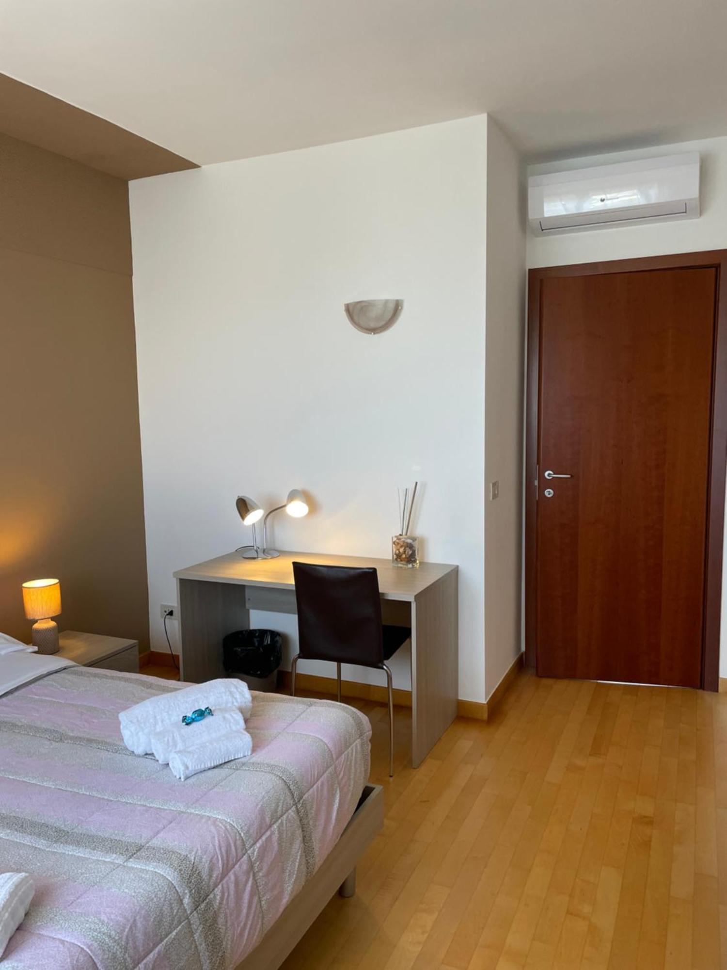 A Casa Di Fabio Holiday House Bari Buitenkant foto